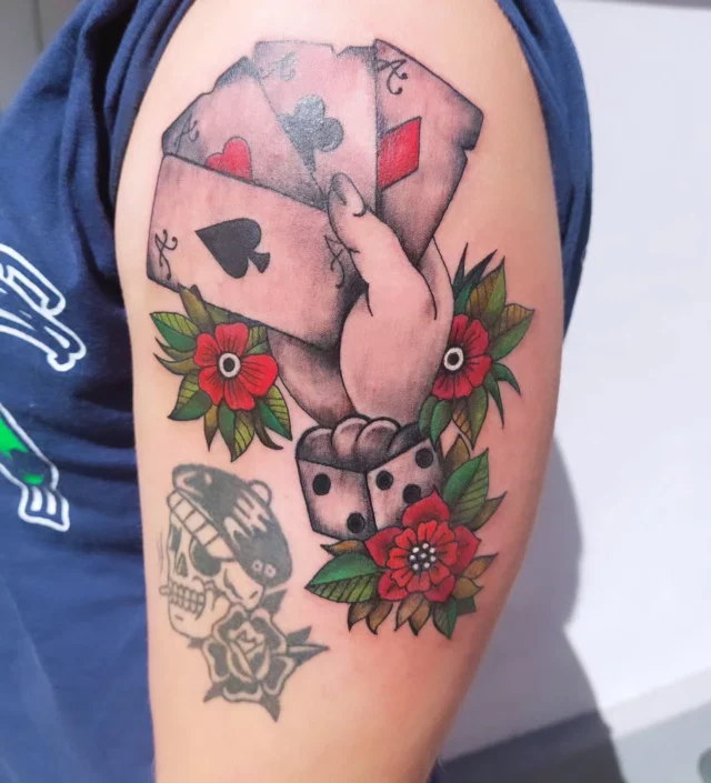 Good luck!!!Tattoo by @monikaweber.happyneedles #tattoovienna #tattoowien #goodluck #oldschool #monikaweber #happyneedlestattoo #monicadimontebello #tattoostyle #tattooshopvienna #tattooideas
